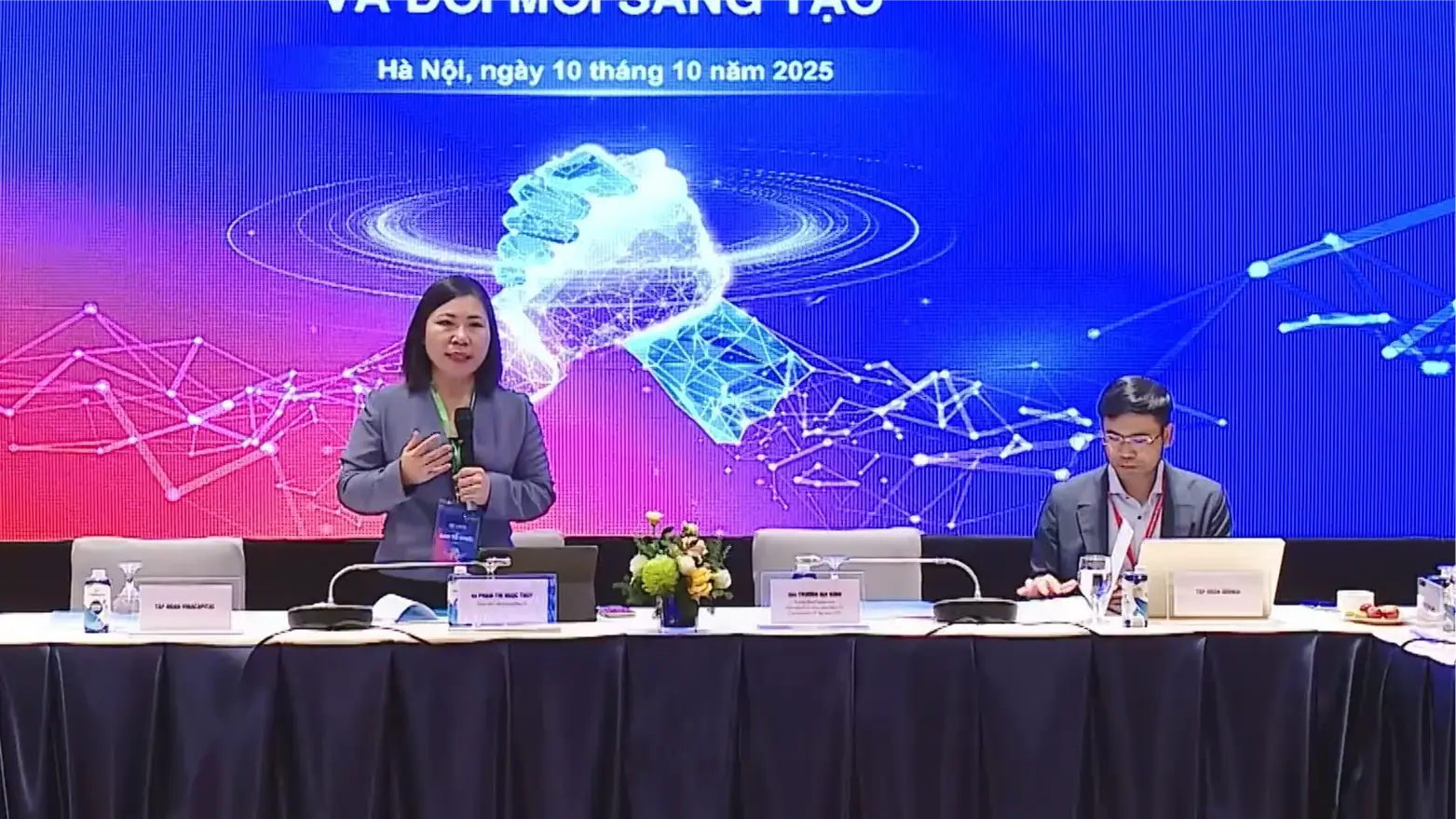 Khai mạc Toàn cảnh Kinh tế tư nhân Việt Nam 2025